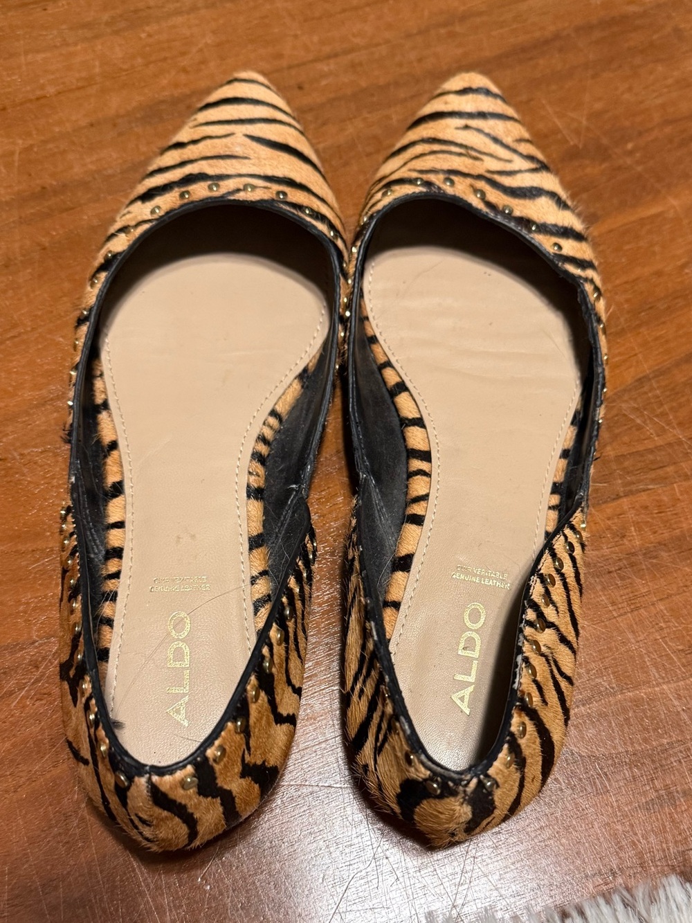 ALDO Tiger-Print Pointed-Toe Flats in Tan and Black size 8